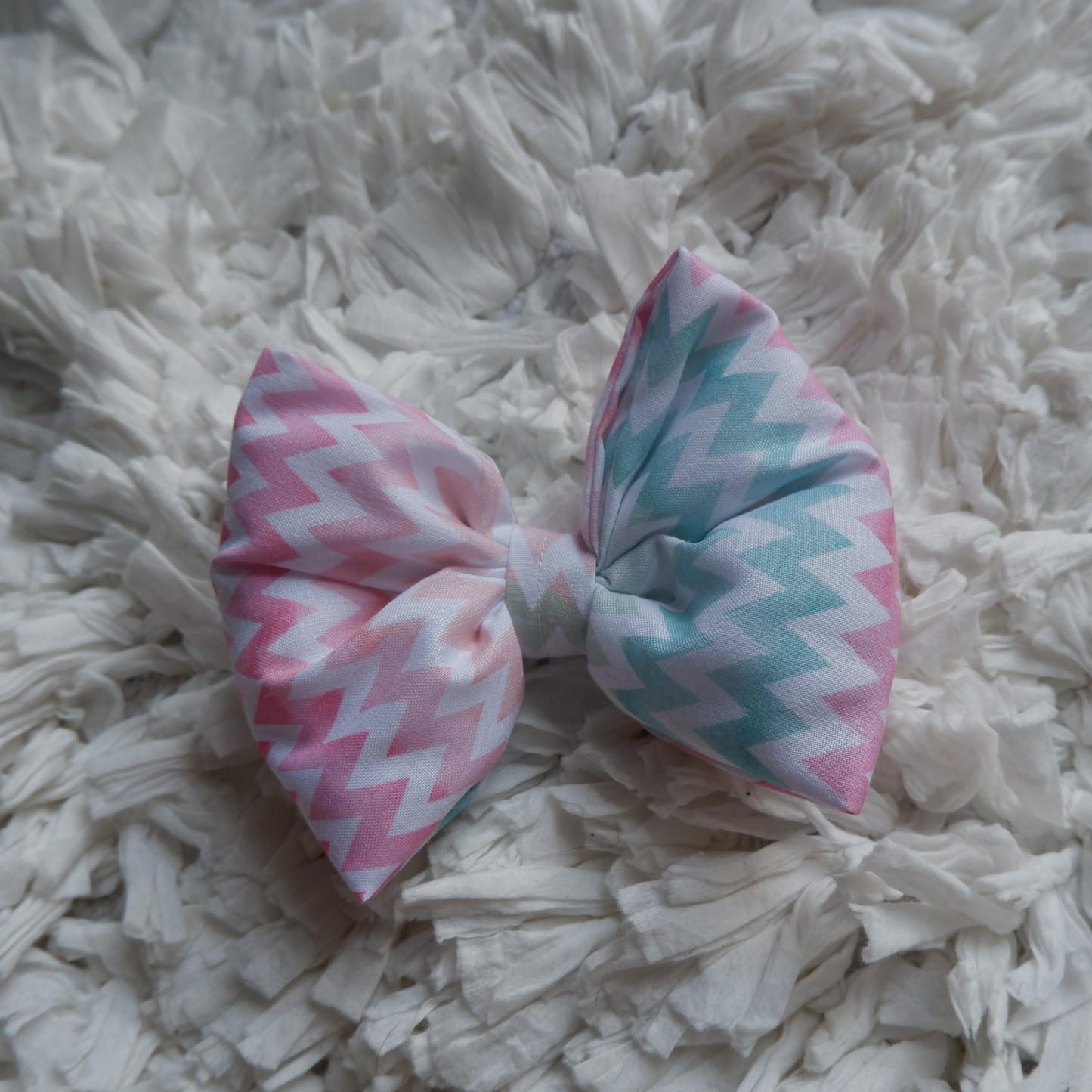 Bow - Pastel Zig-Zag